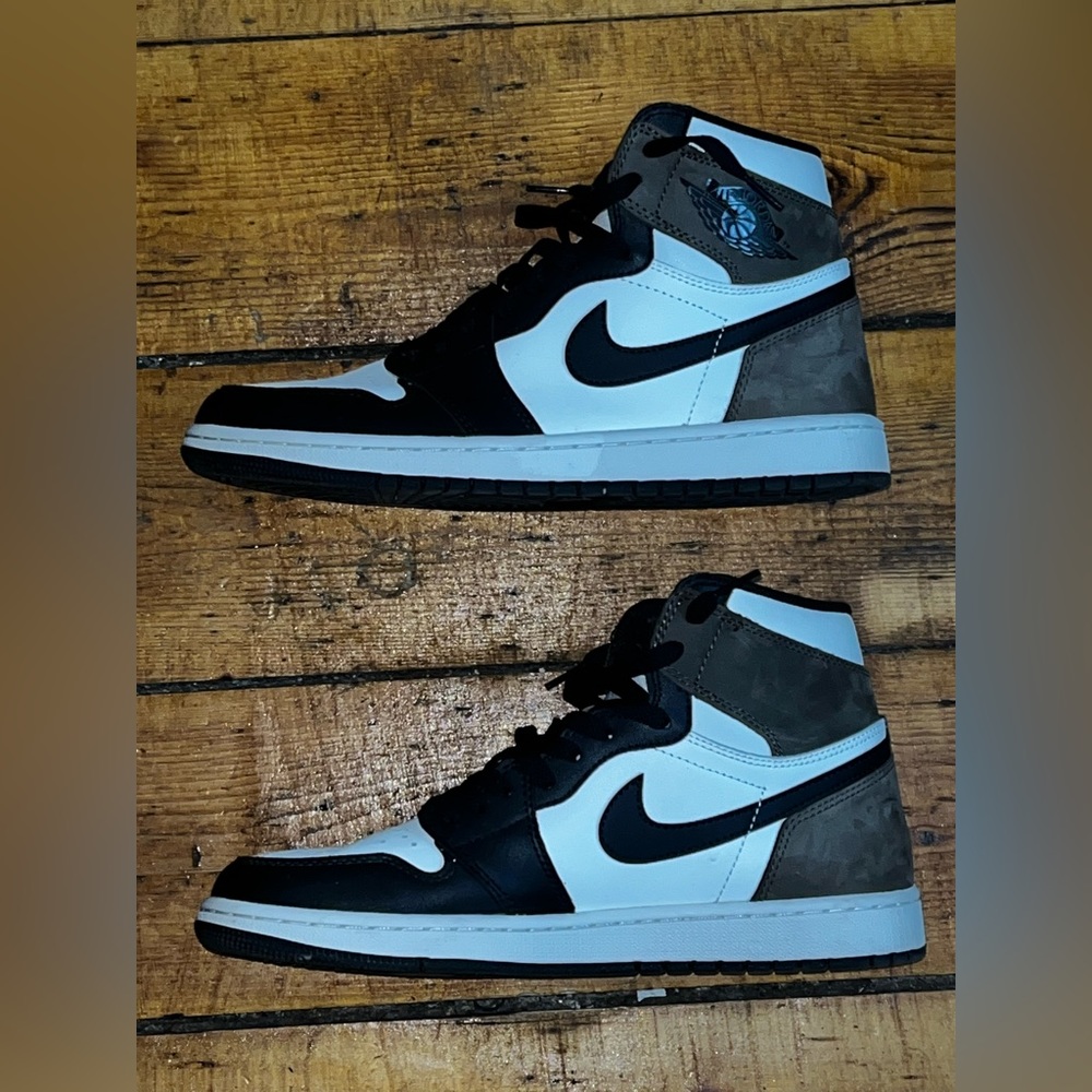 Jordans 1 Mocha